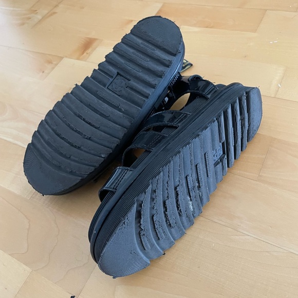 Dr Martens Blaire Patent Platform Black Sandals, W 7 - Picture 3 of 5